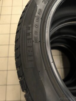Pirelli Sottozero 3 245/45 R18 100V Run Flat - 3