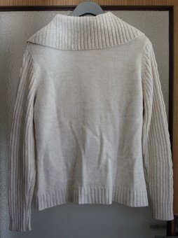 Dámsky sveter č. 46 - 3