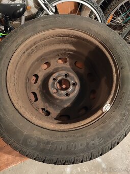zimné pnematiky 185/65 R15 + disky - 3