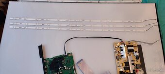 Samsung UE50TU8072 - 3