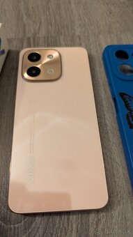 Predám Vivo y28 4/128gb+ 2ks kryt záruka - 3