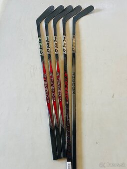 Predám hokejky CCM JR - 3