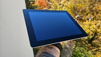 Predám Apple iPad 2 wi-fi 16 GB Model A1395 - 3