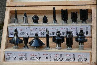 Sada fréz na drevo – 12 ks v drevenom kufríku - 3