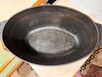 Pekač na kačice. Liatinový hrniec. - 3