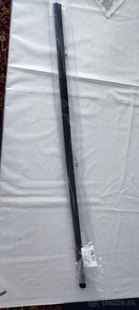 Vonkajšie tesnenie okna prednych pravych dver - 3