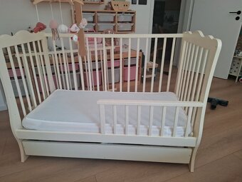 Detská postieľka so zásuvkou a matracom - 3