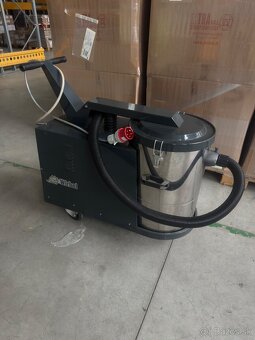 Priemyselný vysávač - 3