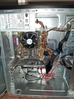 Stolné PC (Core 2 Duo E7200/4GB/250GB/VGA/DVD-RW) - 3