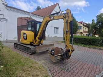 Pásový bagr Caterpillar 305 CAT 305E 3300m.h r.v2019 - 3