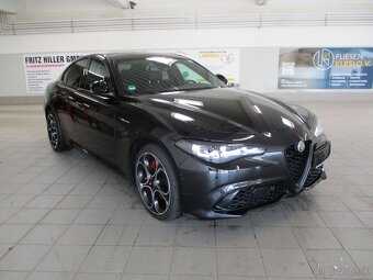 Alfa Romeo Giulia Sprint Q4 2.0 Turbo 206 kW (280 PS) - 3