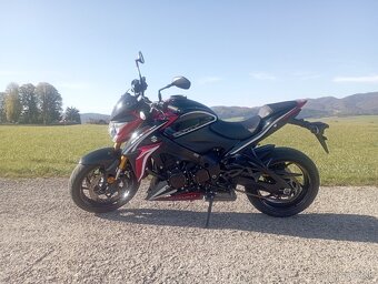 Suzuki gsx-s 1000 - 3