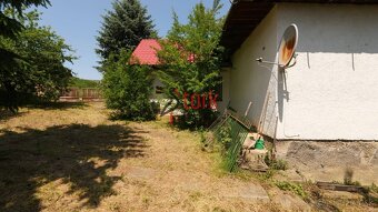 Na predaj - pozemok so starším rodinným domom - Trnové - 3