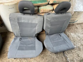 sedacky toyota rav 4 - 3