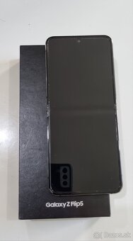 Samsung Galaxy Z Flip 5 8/256GB - 3