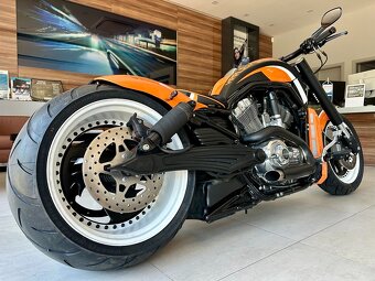 Harley-Davidson V-Rod Muscle - 3