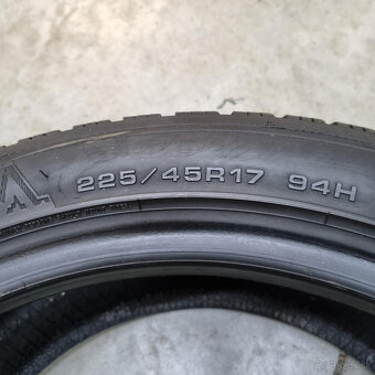 Zimné pneumatiky 225/45 R17 DUNLOP DOT2519 - 3