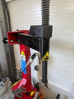 Vyzúvačka prezúvačka pneumatík Redats M-130 - 3