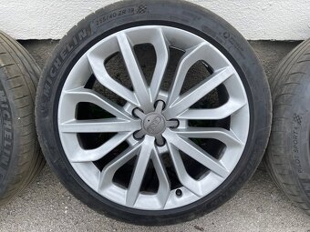 ORIGINAL Audi letne kolesa 255/40 r19 - 3