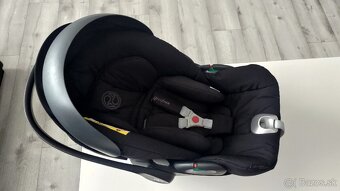 Autosedacka Cybex Cloud Z2 i-Size + izofix základňa - 3