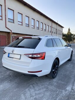 Škoda Superb 3 Combi 2.0 TDI DSG - 3