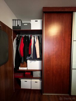 Vstavaná skriňa - 3