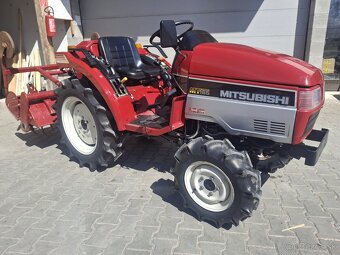 Mitsubishi MT165 - 3