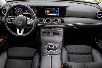 Mercedes-Benz E trieda Sedan 200 d A T - 3