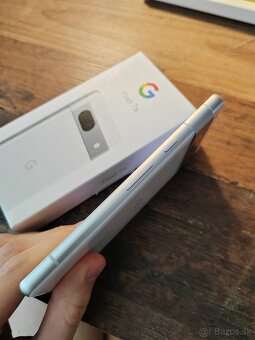 Google Pixel 7a - 3