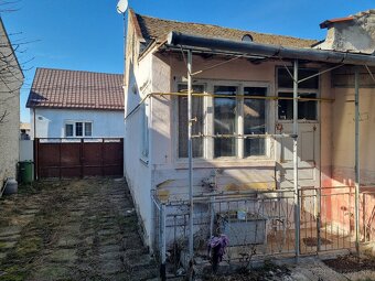 Rodinný dom s polyfunkčným objektom v Lučenci – časť Opatová - 3