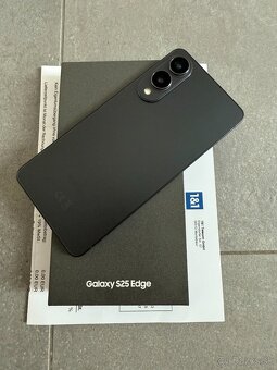 Samsung S25 Edge - 256 gb - Titanium Jetblack - 3