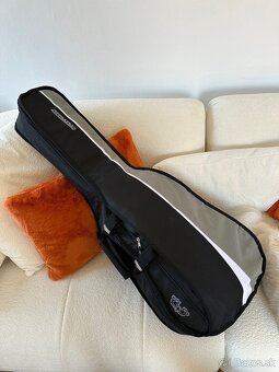 Arror Akustická gitara s puzdrom a stojanom - 3