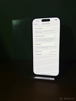 Ponúkam na predaj iPhone 15 128GB Black Stav 8/10 používaný - 3