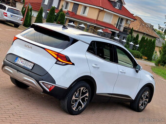 KIA SPORTAGE 4 1.6 T-GDI 110KW GOLD 9/2022 SK auto v ZÁRUKE - 3