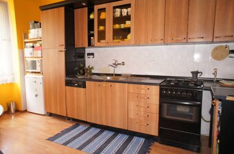 Veľký 1-izb. byt v tehlovom dome, Miletičova ul., Ružinov - 3