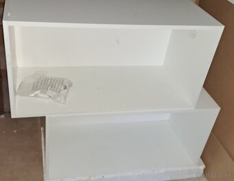 Komoda a Skrinky - 3