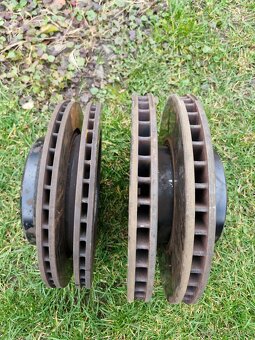 Bmw e39 530D sada brzd - 3