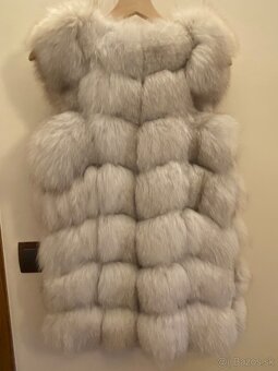 Krásna dámska vesta - 3