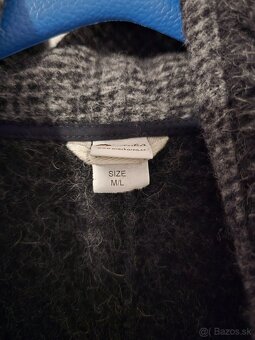 Vlnený kabát s kapucňou - 3