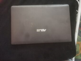 Asus - 3