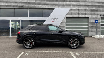AUDI Q8 3.0TDI 210kW quattro Sline black optik ODPOCET DPH - 3