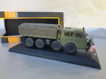 Tatra 813 kolos - 3