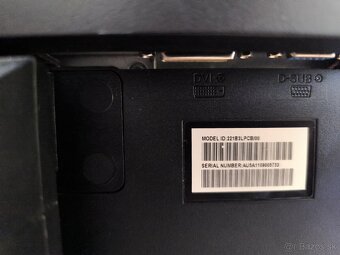 21,5" Philips LCD Monitor - 3