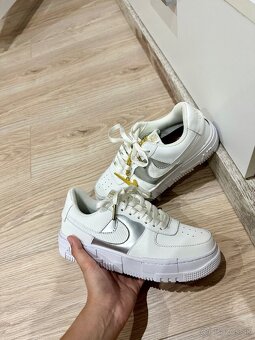 Nike Air Force - 3