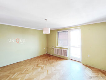 NA PREDAJ 3 IZBOVÝ TEHLOVÝ BYT S GARÁŽOU V CENTRE KOMÁRNA - 3