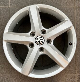 ALU disky 5x112 R18 OEM VW Borbet - 3