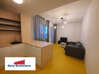 Prenajmeme 2-izb. apartmán, úplná rekonštrukcia, BA III. - 3