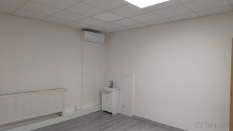 Kancelárske priestory. - 3