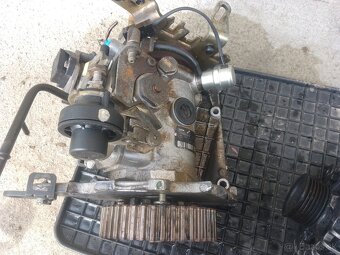 Predám čerpadlo alternátor štarter - 3