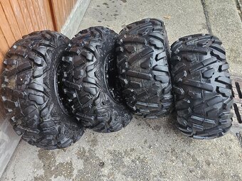 kolesá Can Am tvorkolka - 3